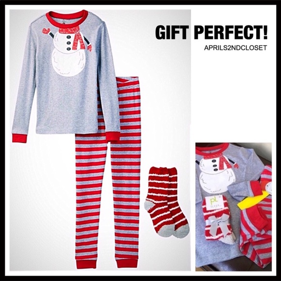 COZY WINTER PAJAMAS PJS KNIT SLIPPER SOCKS COMFY SLEEPWEAR HOLIDAY TOP A2C - Picture 7 of 7